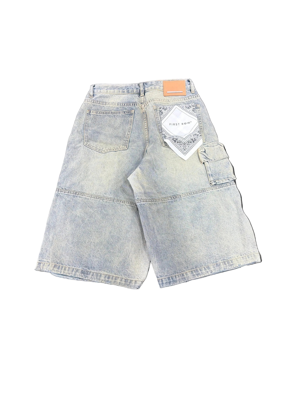 First-row Jean shorts with patches